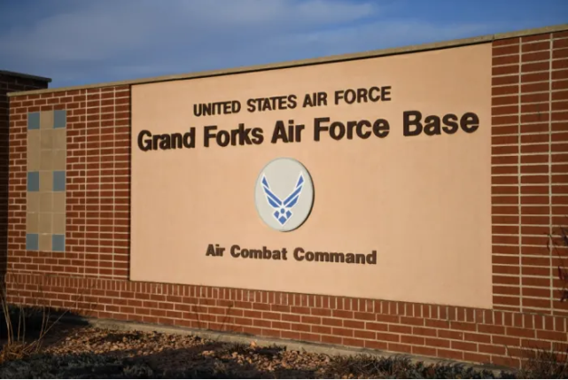 “買塊地加工玉米”，美國慌了？原因是無人機...