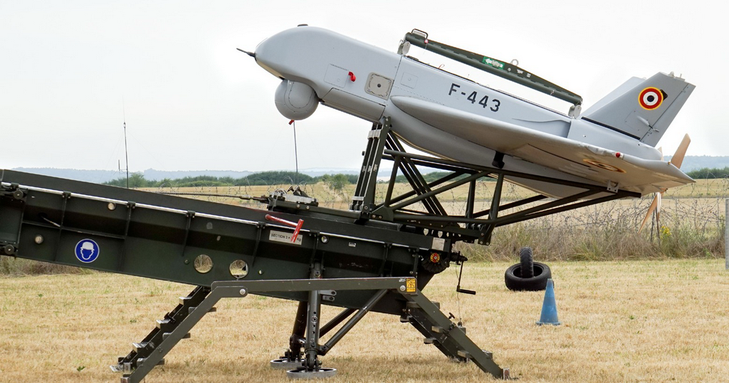 “買塊地加工玉米”，美國慌了？原因是無人機...